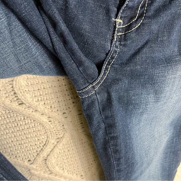 YNQ | Blue Wash Distressed Boot Cut Jeans | Bottoms - Picture 8 of 12